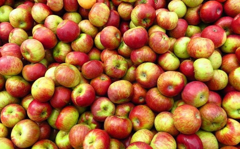 ကိုယ်အလေးချိန်လျှော့ချရန်အတွက် ပန်းသီးအစားအသောက်